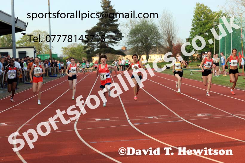 The 75 metres, 2025 NEGP No. 1, Monkton Stadium, Jarrow. Photo: David T. Hewitson/Sports for All Pics